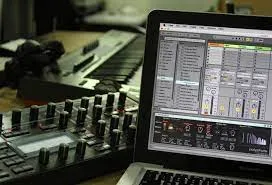 Capa: Ableton Live: Baixe Curso Produção Musical Tuton 2021